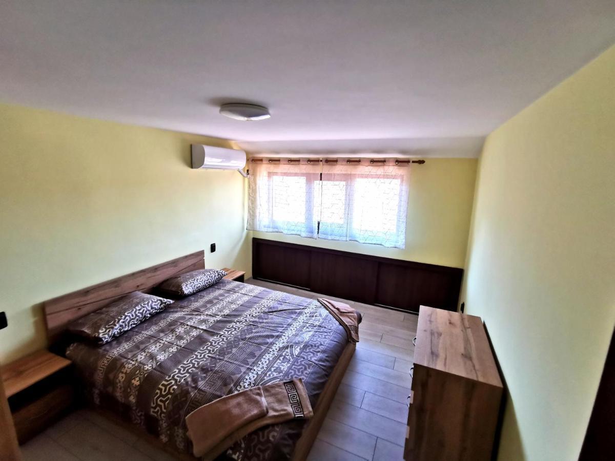 Balkan View Apartment Vratsa Екстер'єр фото
